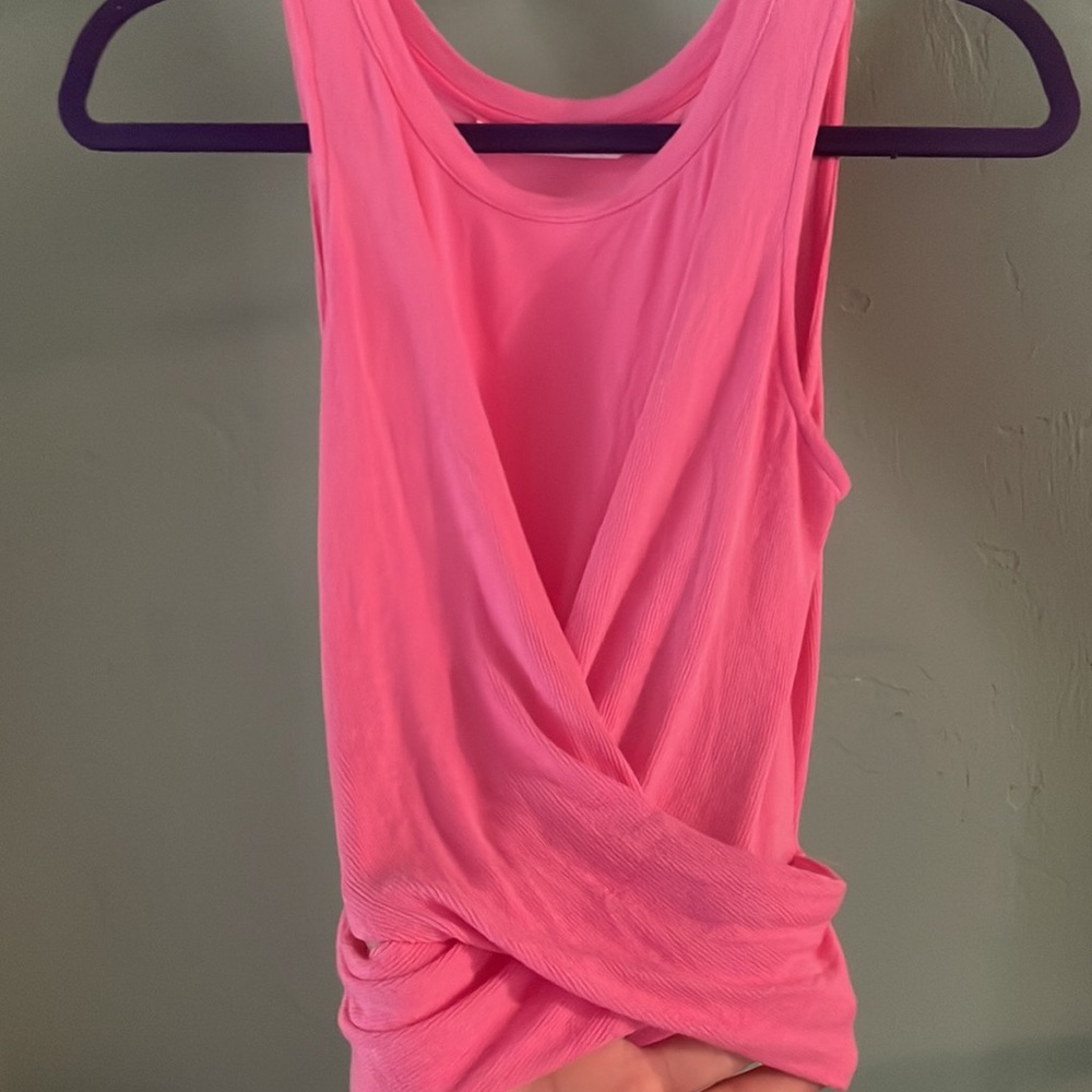 😇🪽Heavenly by VS workout tank - Picture 6 of 6
